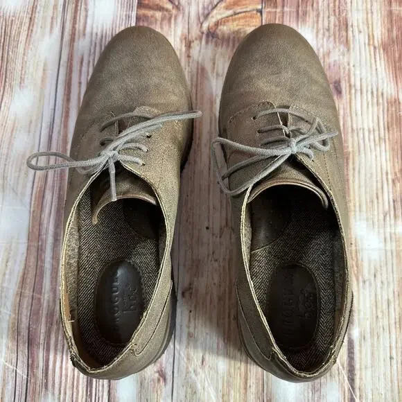 Brogues By BOC Womens Size 8 M Brown Leather Lightweight Shoes Oxfords - Picture 5 of 10